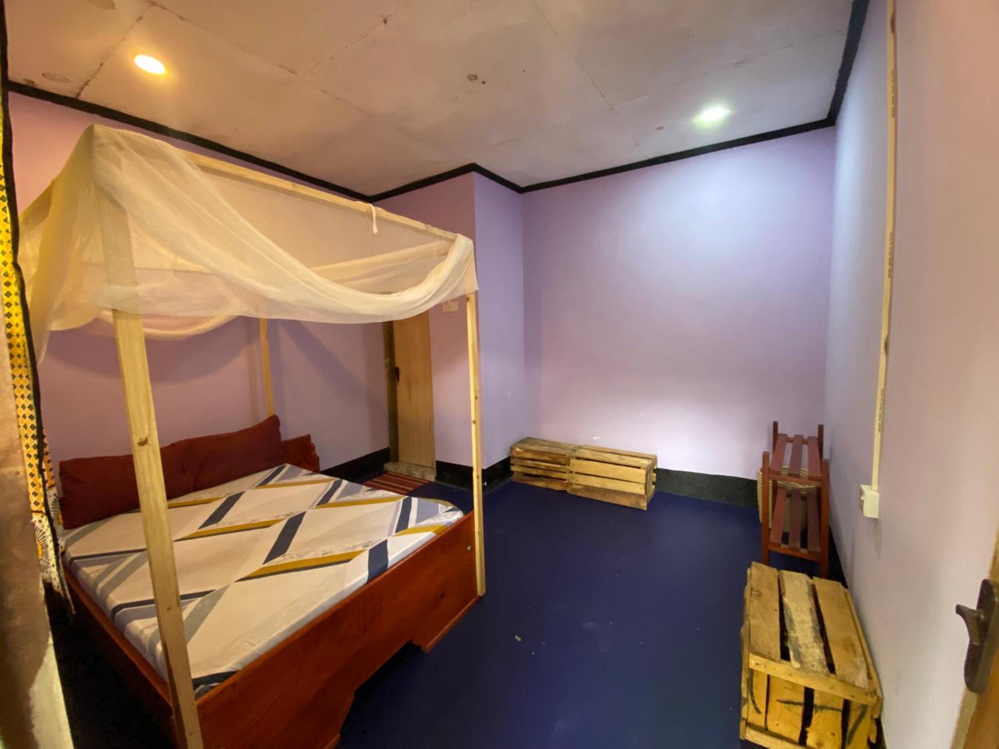 Ava Garden Backpackers Apartment Mto wa Mbu ภายนอก รูปภาพ